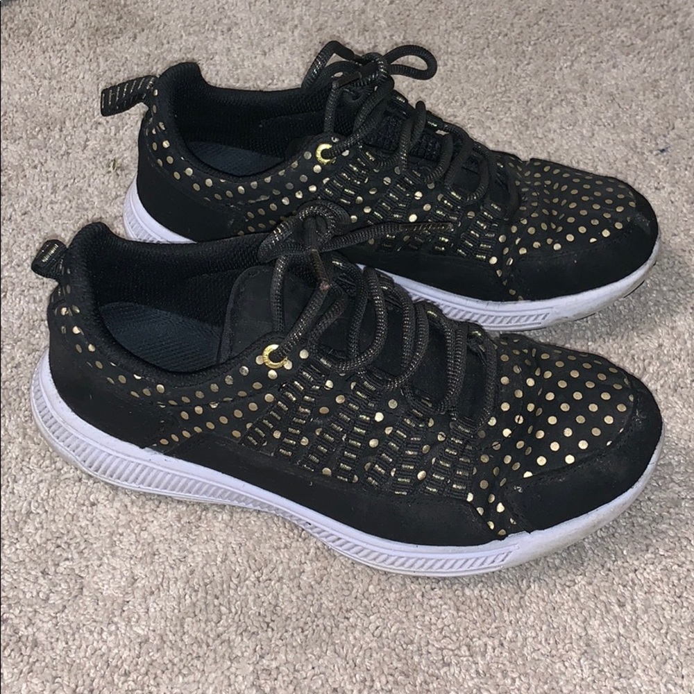 Black and Gold Supras